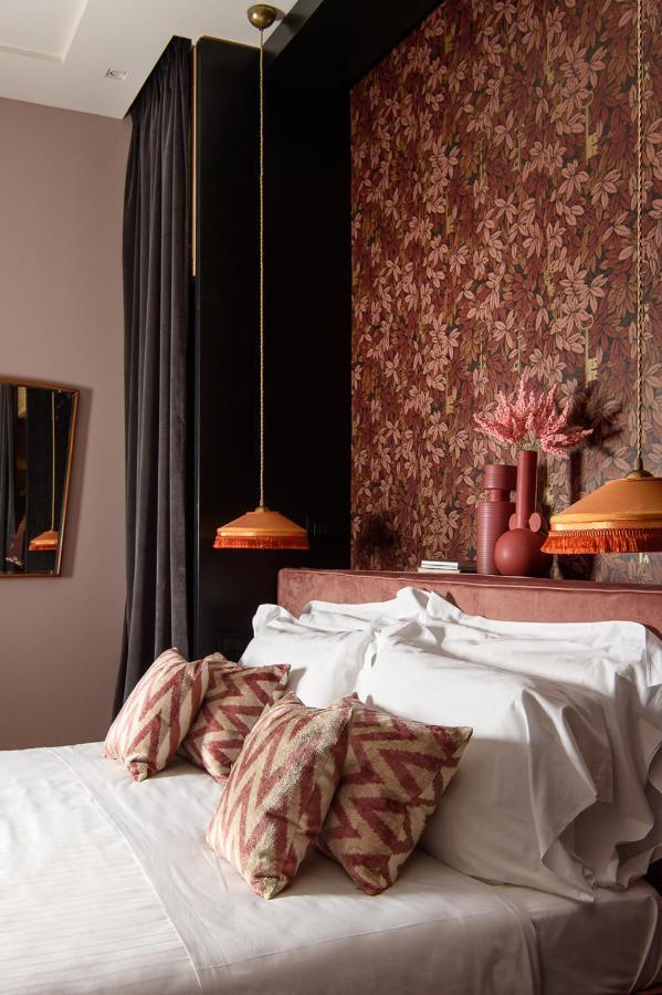 Velona's Jungle Luxury Florencia